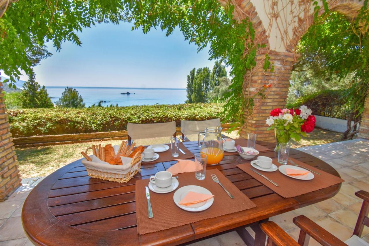 Corfu Resorts Apartments Pelekas Exterior photo