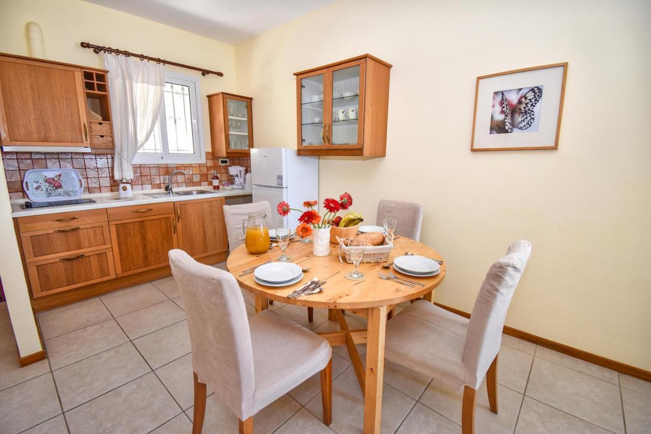 Corfu Resorts Apartments Pelekas Exterior photo